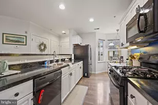 25320 Lake Mist Square, Chantilly, VA 20152 - Photo 7