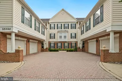 25320 Lake Mist Square #201, Chantilly, VA 20152 - Photo 3