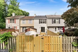 13 Fairmont Pl, Sterling, VA 20165 - Photo 29