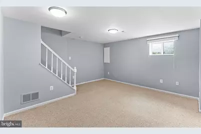 13 Fairmont Place, Sterling, VA 20165 - Photo 23