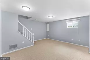 13 Fairmont Pl, Sterling, VA 20165 - Photo 23