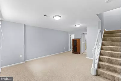 13 Fairmont Place, Sterling, VA 20165 - Photo 25