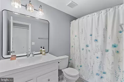 13 Fairmont Place, Sterling, VA 20165 - Photo 21
