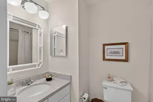 1401 Harle Pl SW, Leesburg, VA 20175 - Photo 23