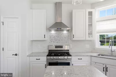 25403 Vacation Place, Aldie, VA 20105 - Photo 15