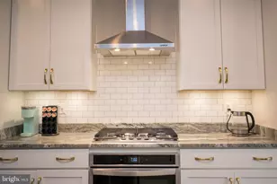 42365 Zebulon Sq, Brambleton, VA 20148 - Photo 23