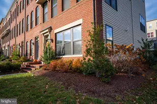 42365 Zebulon Sq, Brambleton, VA 20148 - Photo 5