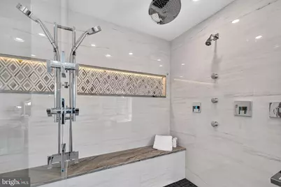 20882 McIntosh Place, Leesburg, VA 20175 - Photo 13