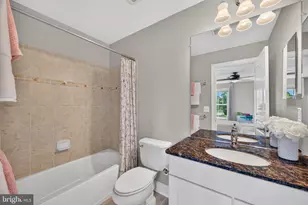 20882 McIntosh Pl, Leesburg, VA 20175 - Photo 27