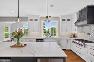20882 McIntosh Pl, Leesburg, VA 20175 - Photo 1