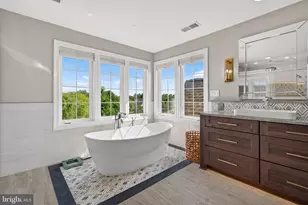20882 McIntosh Pl, Leesburg, VA 20175 - Photo 11