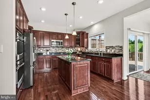 25220 Prairie Fire Square, Aldie, VA 20105 - Photo 13