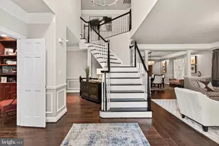 11329 Stonehouse Pl, Sterling, VA 20165 - Photo 3