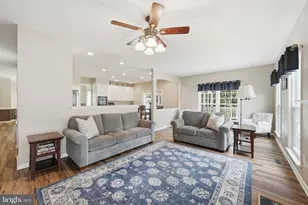 20363 Flushing Meadows Ct, Ashburn, VA 20147 - Photo 5