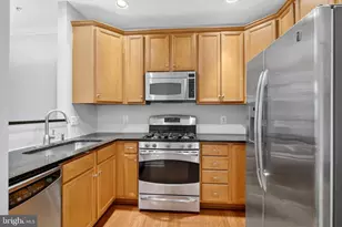 20365 Belmont Park Terrace, Ashburn, VA 20147 - Photo 7
