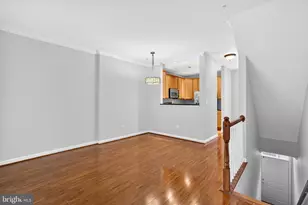 20365 Belmont Park Terrace, Ashburn, VA 20147 - Photo 5