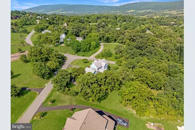35054 McKnight Court, Round Hill, VA 20141 - Photo 9