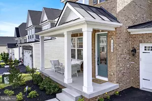 19405 Tuscarora Xing Dr, Leesburg, VA 20175 - Photo 3