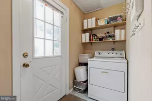 813 N Argonne Ave, Sterling, VA 20164 - Photo 11