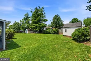 813 N Argonne Ave, Sterling, VA 20164 - Photo 13