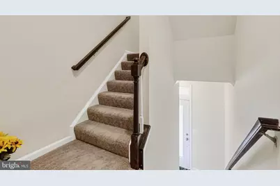 1210 Ribbon Limestone Terrace SE, Leesburg, VA 20175 - Photo 5