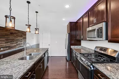 1210 Ribbon Limestone Terrace SE, Leesburg, VA 20175 - Photo 17