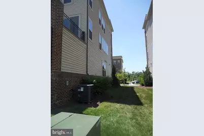 22806 Breezy Hollow Drive, Brambleton, VA 20148 - Photo 27