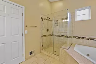 20941 Lohengrin Ct, Ashburn, VA 20147 - Photo 33
