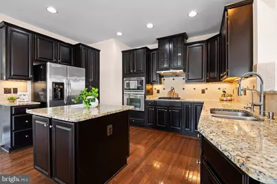 25741 Clairmont Manor Square, Aldie, VA 20105 - Photo 9