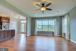 13481 Arcadian Dr, Leesburg, VA 20176 - Photo 19