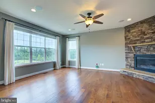 13481 Arcadian Dr, Leesburg, VA 20176 - Photo 27