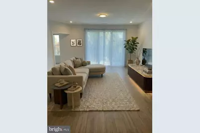 43527 Moorefield Boulevard, Ashburn, VA 20148 - Photo 3