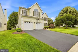 43648 Intrepid St, Chantilly, VA 20152 - Photo 5