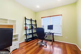 43648 Intrepid St, Chantilly, VA 20152 - Photo 29