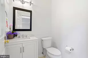 43648 Intrepid St, Chantilly, VA 20152 - Photo 31