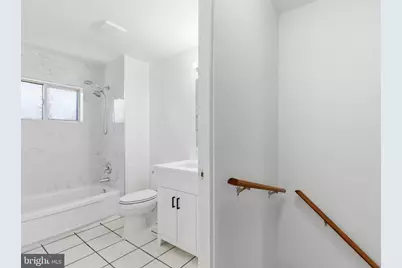 102 N Duke Drive, Sterling, VA 20164 - Photo 23