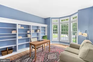 25781 Planting Field Dr, Chantilly, VA 20152 - Photo 27