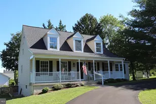 510 W L St, Purcellville, VA 20132 - Photo 3