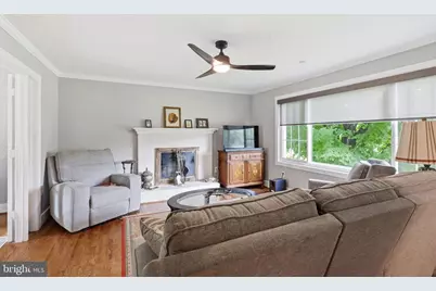 39335 Bolington Road, Lovettsville, VA 20180 - Photo 3
