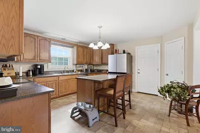 39335 Bolington Road, Lovettsville, VA 20180 - Photo 5