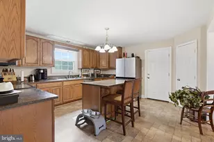 39335 Bolington Rd, Lovettsville, VA 20180 - Photo 5