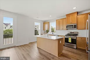 43382 Farringdon Sq, Broadlands, VA 20148 - Photo 21