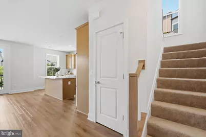 43382 Farringdon Square, Broadlands, VA 20148 - Photo 11