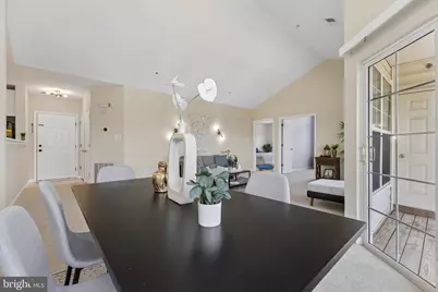 25340 Lake Mist #304, Chantilly, VA 20152 - Photo 7