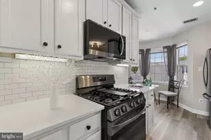 25340 Lake Mist, Chantilly, VA 20152 - Photo 9