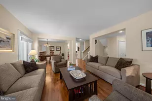 20869 Channel Ct, Sterling, VA 20165 - Photo 9