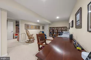 20869 Channel Ct, Sterling, VA 20165 - Photo 41