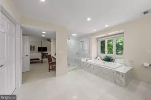 20869 Channel Ct, Sterling, VA 20165 - Photo 29