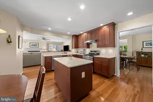 20869 Channel Ct, Sterling, VA 20165 - Photo 23