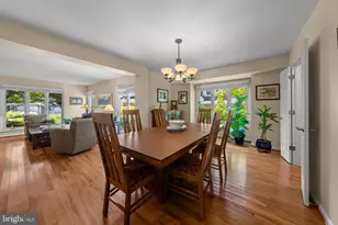 20869 Channel Ct, Sterling, VA 20165 - Photo 11